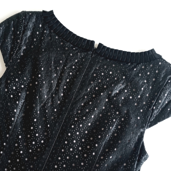 Ivy & Blu Women's Black Cut Out Vegan Leather Wiggle Shift Cap Sleeve Dress 4 - Picture 7 of 15